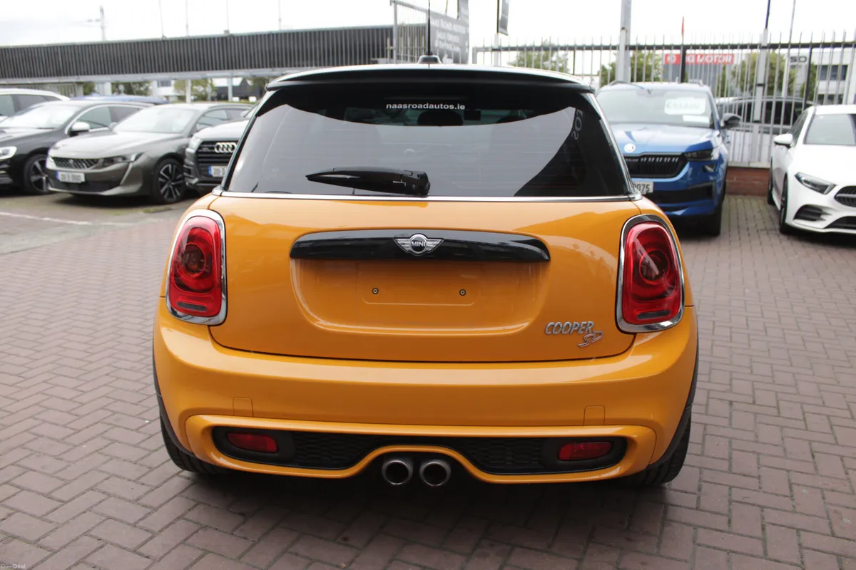 2.0SD COOPER EDITION 3DR HATCHBACK AUTO // AS NEW - Image 5