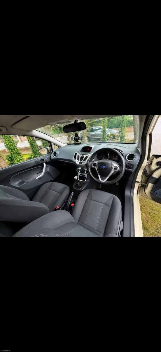 Ford Fiesta 2008(Manual ) - Image 2