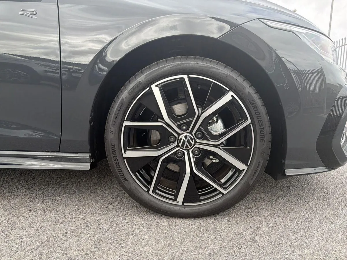 Volkswagen Golf R-LINE 1.5TSI 150BHP - Image 5