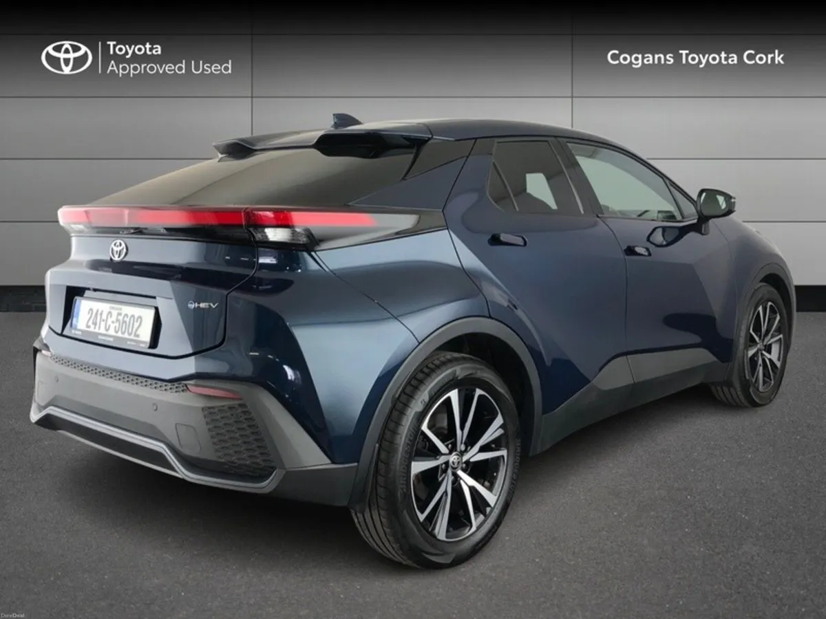 Toyota C-HR Hybrid Sport - Image 2