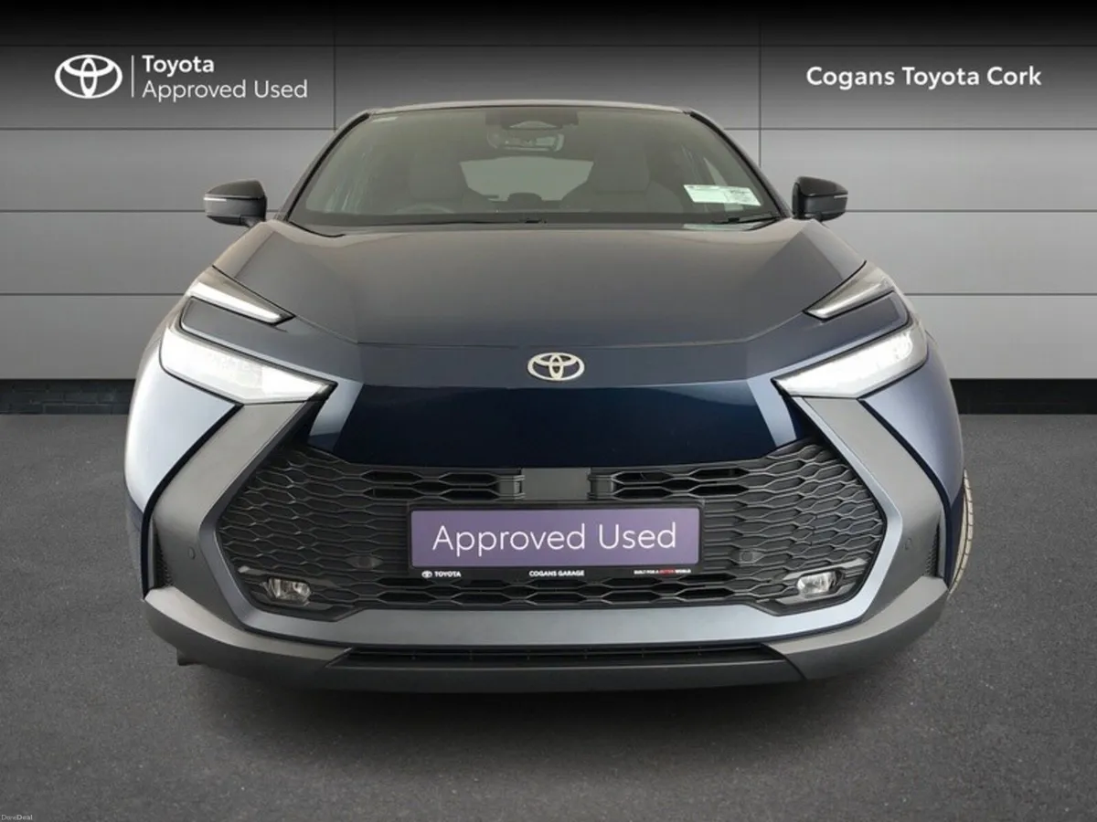 Toyota C-HR Hybrid Sport - Image 5