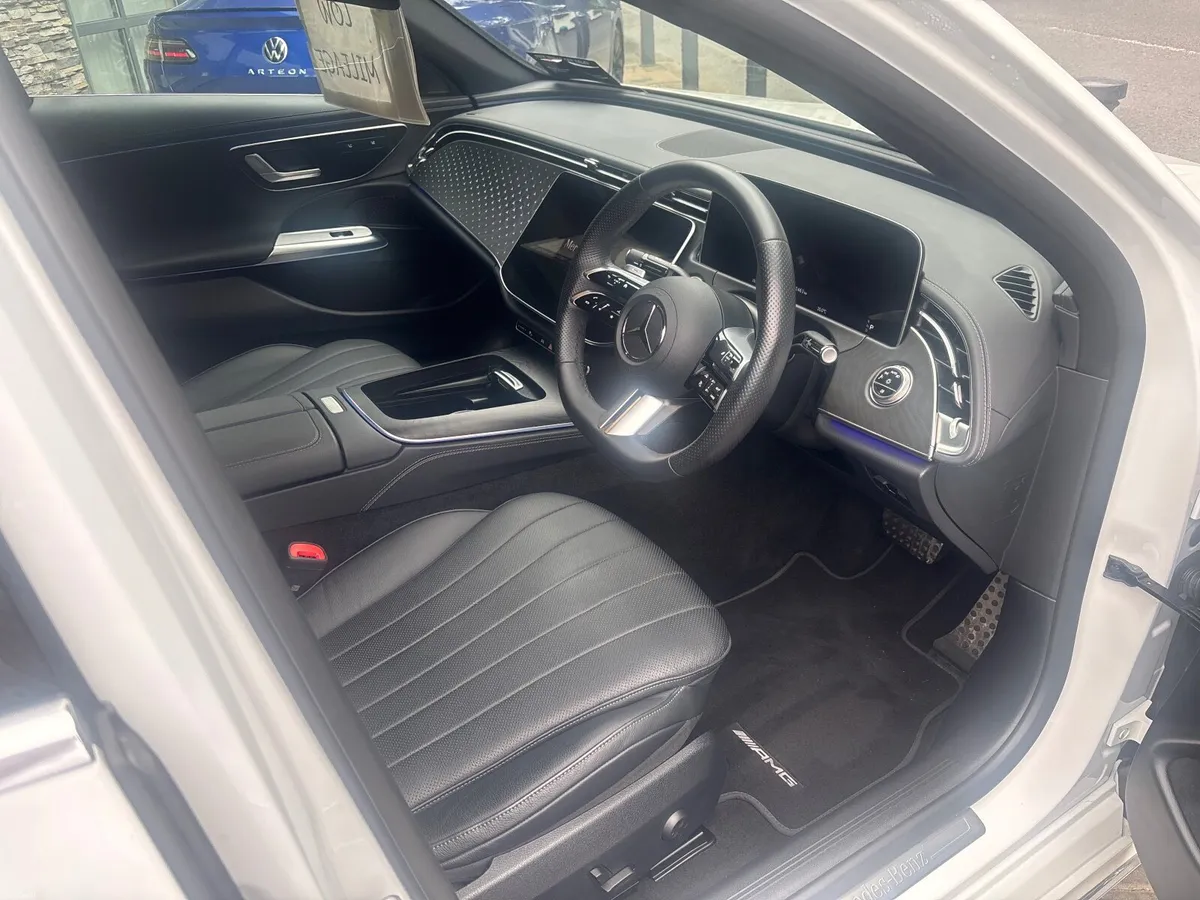 Mercedes-Benz E-Class 2025 - Image 4