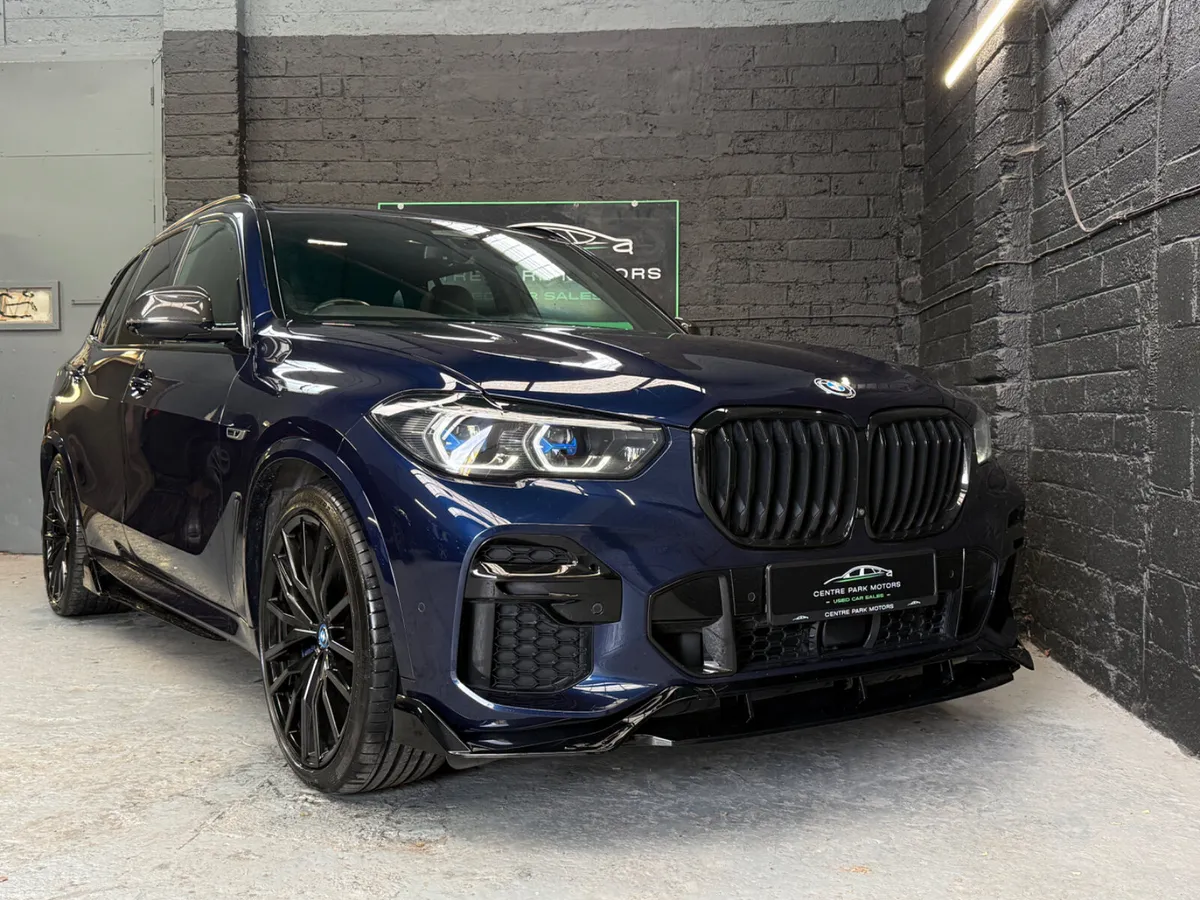 2022 BMW X5 45e M-Sport Pro **Huge Spec** - Image 2