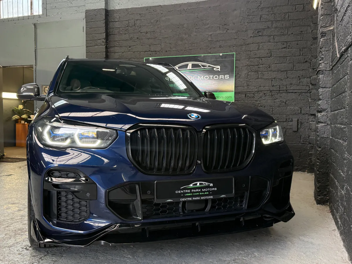 2022 BMW X5 45e M-Sport Pro **Huge Spec** - Image 3