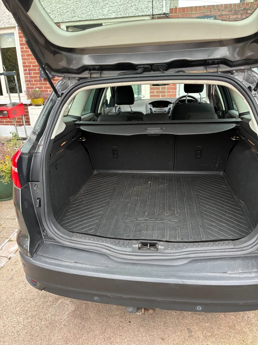 Ford Focus 2017 - Image 2