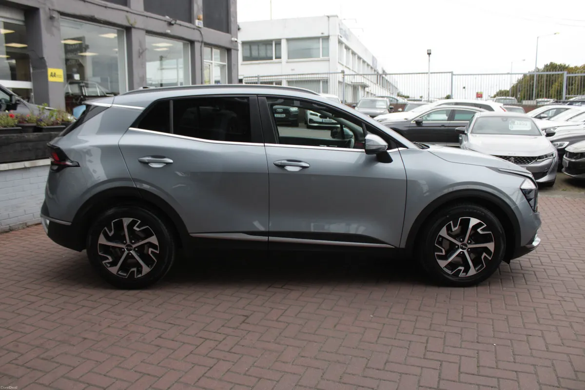 1.6CRDI K3 EDITION 5DR ESTATE // HUGE SPEC // 91,0 - Image 3