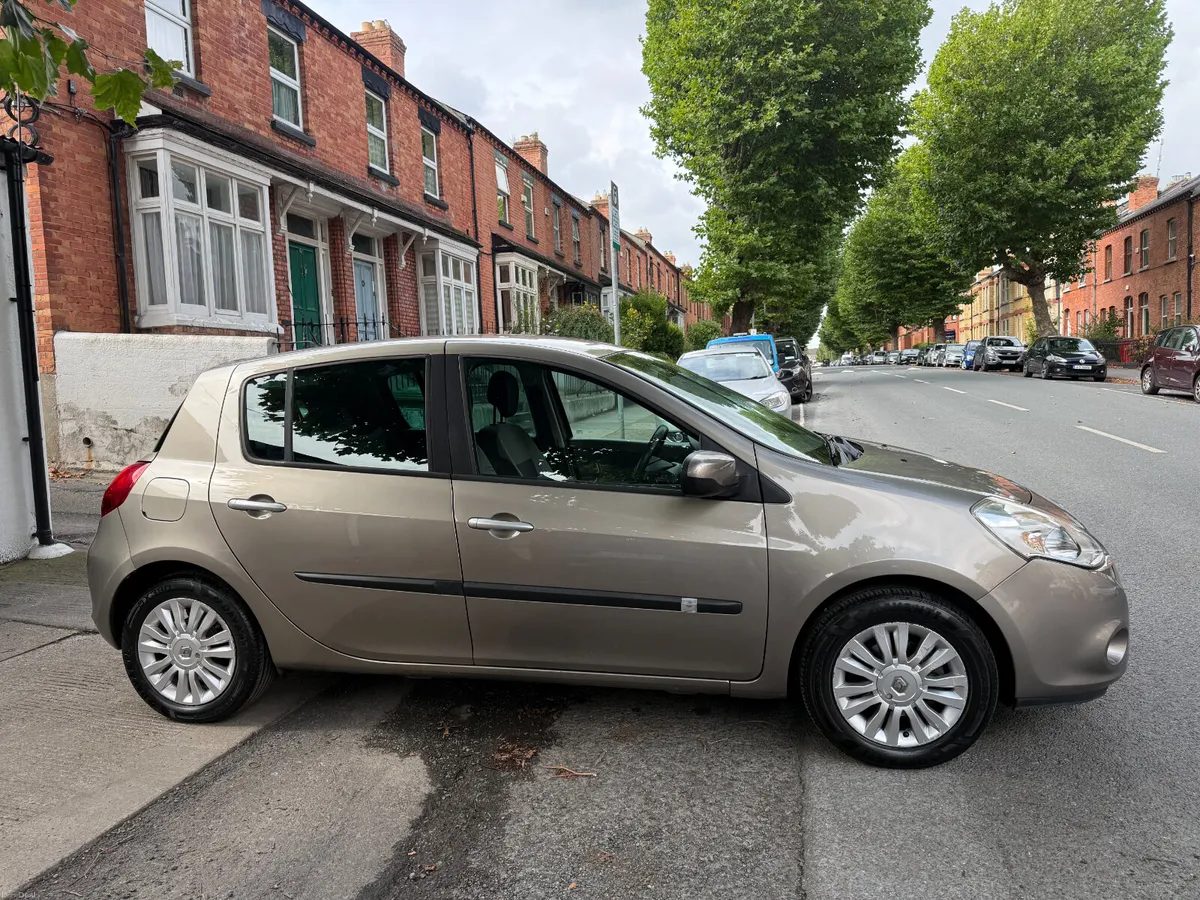 2011 Renault Clio, 1.1 Petrol, 111km, New Nct, - Image 4