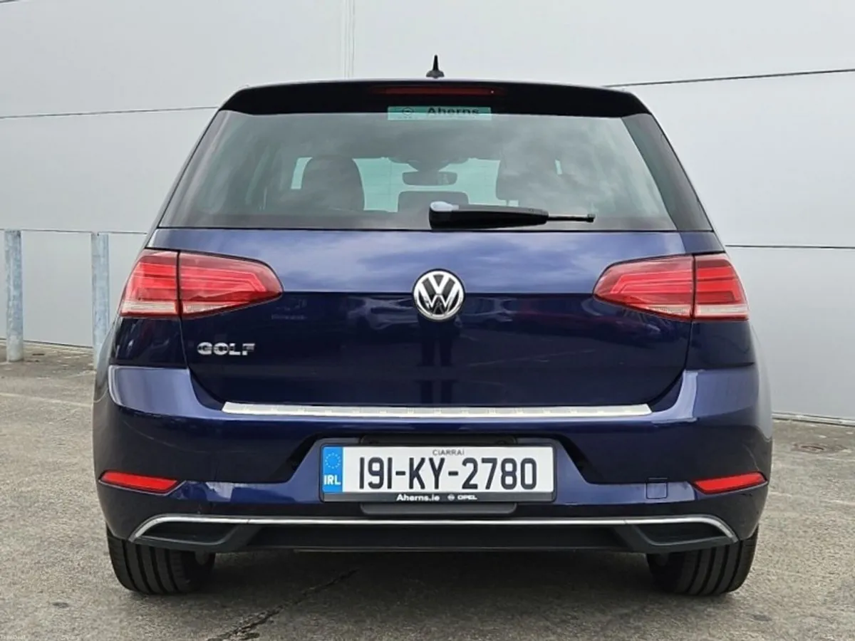 Volkswagen Golf 1.0 TSI 115HP Trendline - Image 4