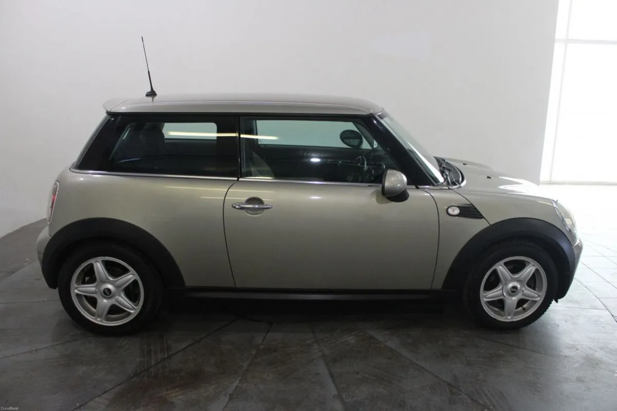 Mini Cooper 1.6 Cooper - TENDER 18 - ENGINE LIGHT - Image 2