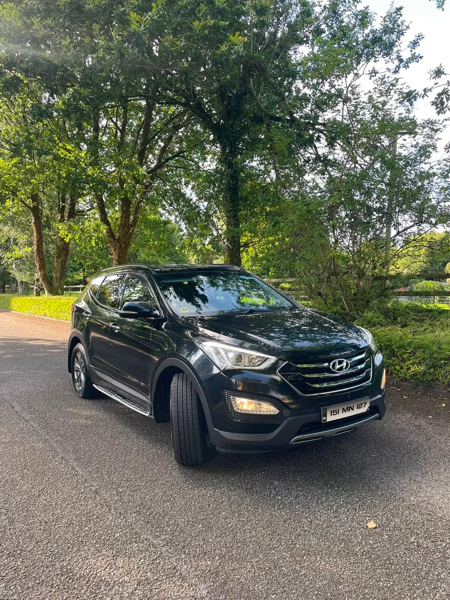 2015 Hyundai Santa Fe - Image 3