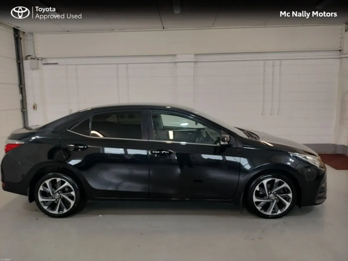 Toyota Corolla 1.4 D4D SOL TOP SPEC - Image 3