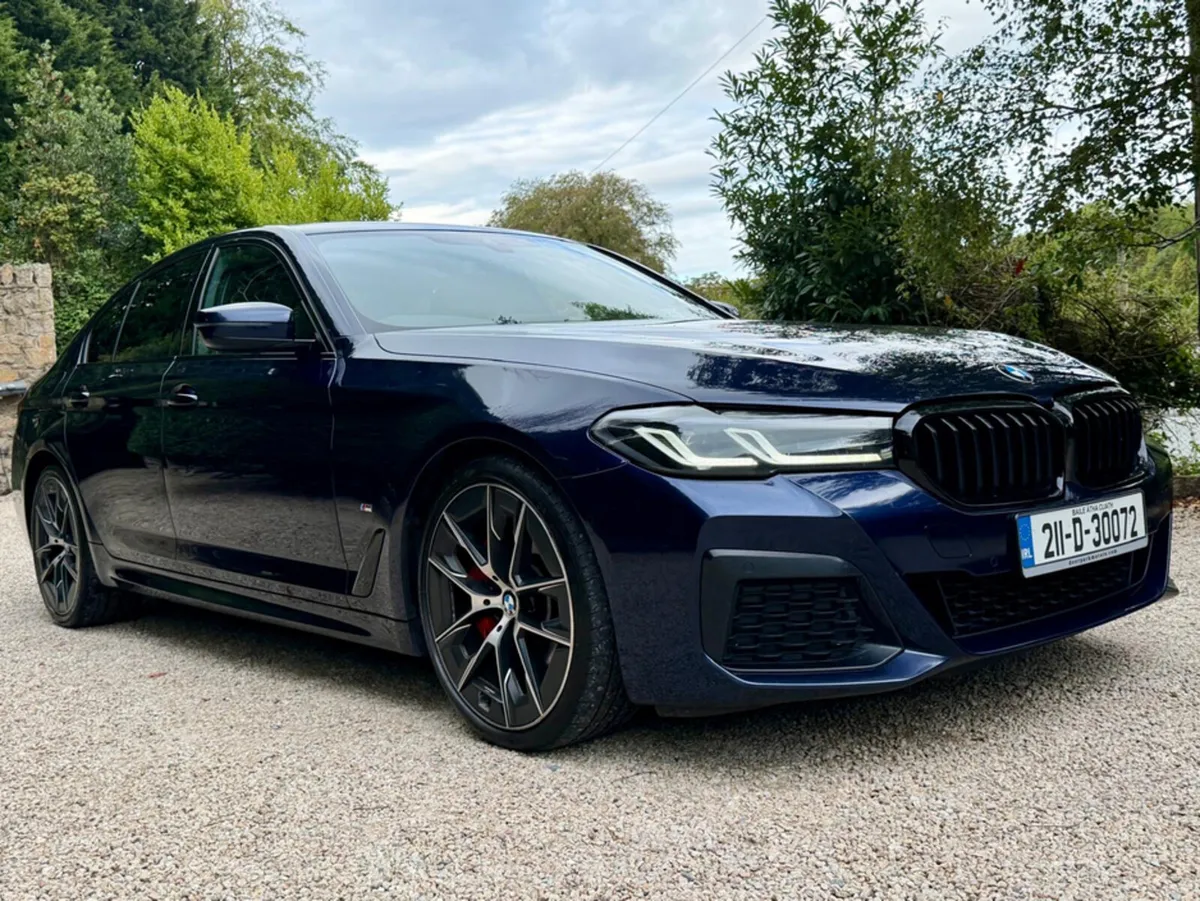 BMW 5-Series 520D M SPORT PRO EDITION *F.BMW.S.H* - Image 1