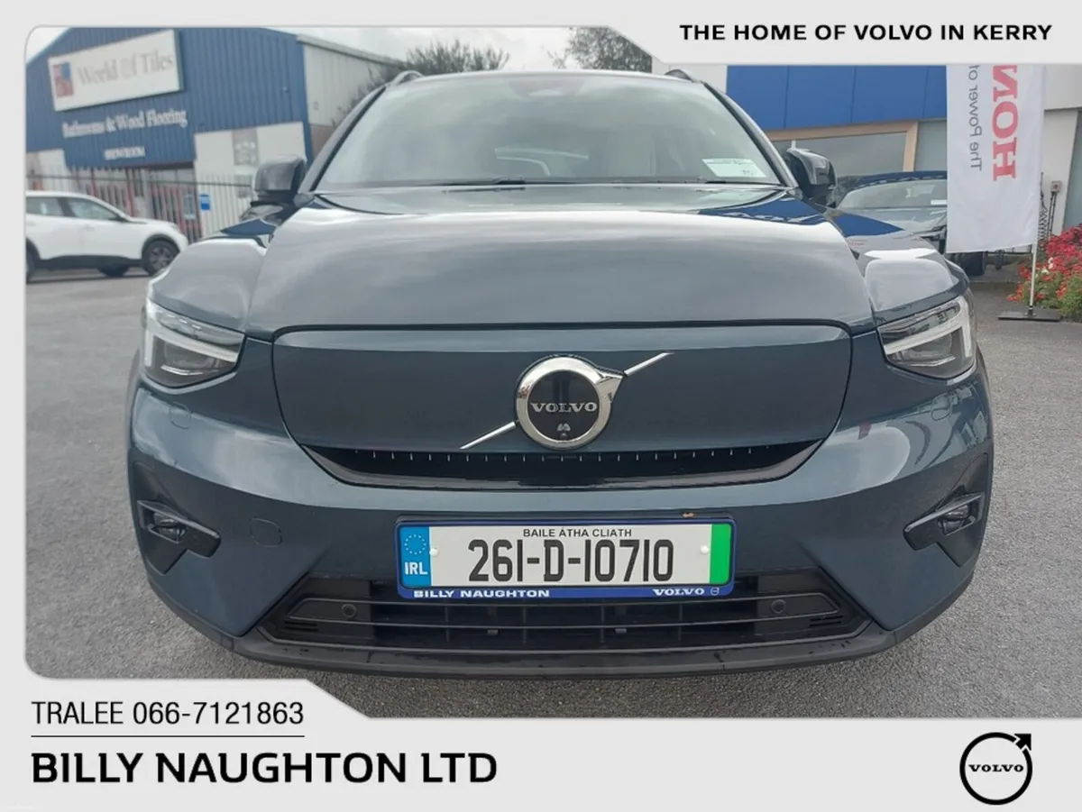 Volvo EX40 EXTENDED RANGE - Image 2
