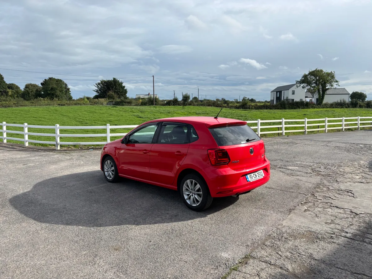 Volkswagen Polo 2015 - Image 4