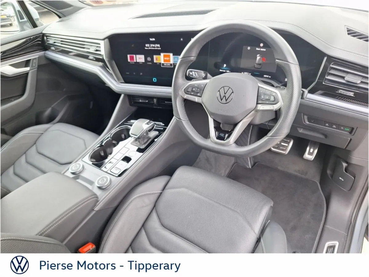 Volkswagen Touareg TOUAREG COMM R-LINE 3.0 TDI4M 2 - Image 2