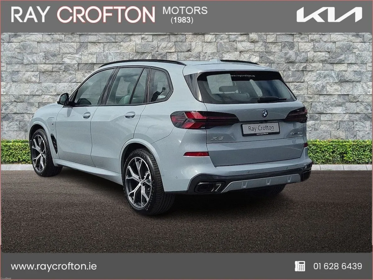 BMW X5 2025 xDrive50e M Sport - Image 3