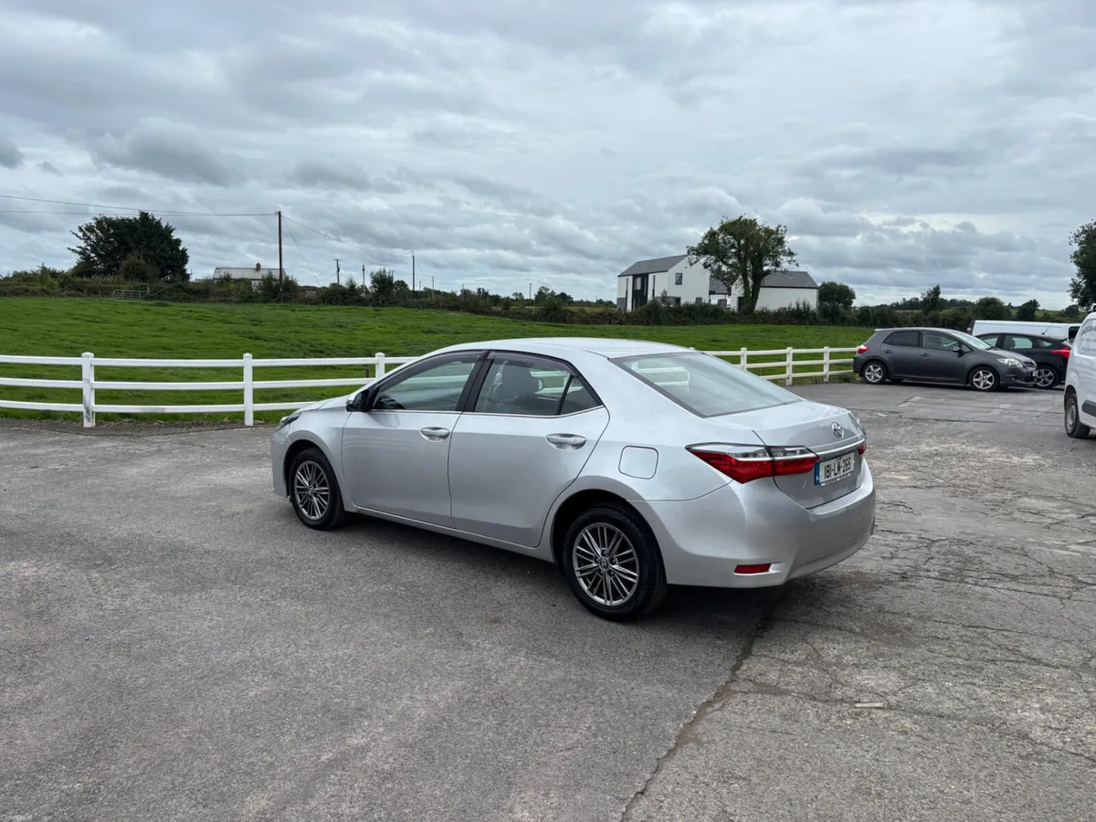 Toyota Corolla 2018 - Image 6