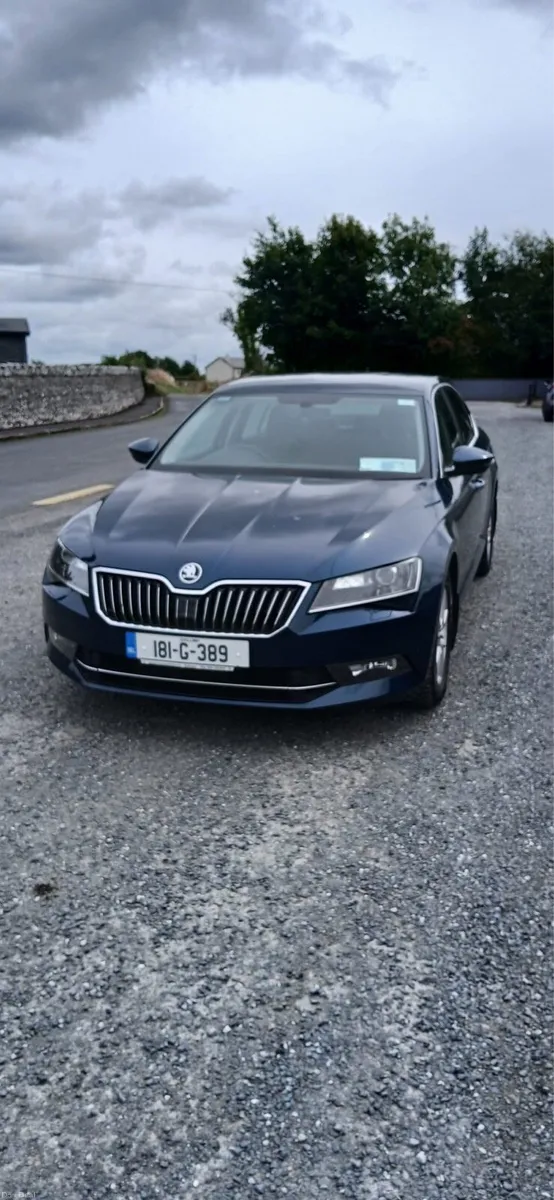 Car - Image 1