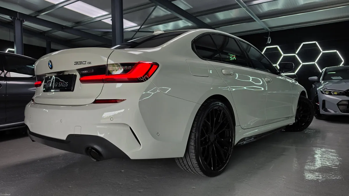 🔥2020 BMW 330e Msport PRO Petrol plug in Hybrid - Image 6