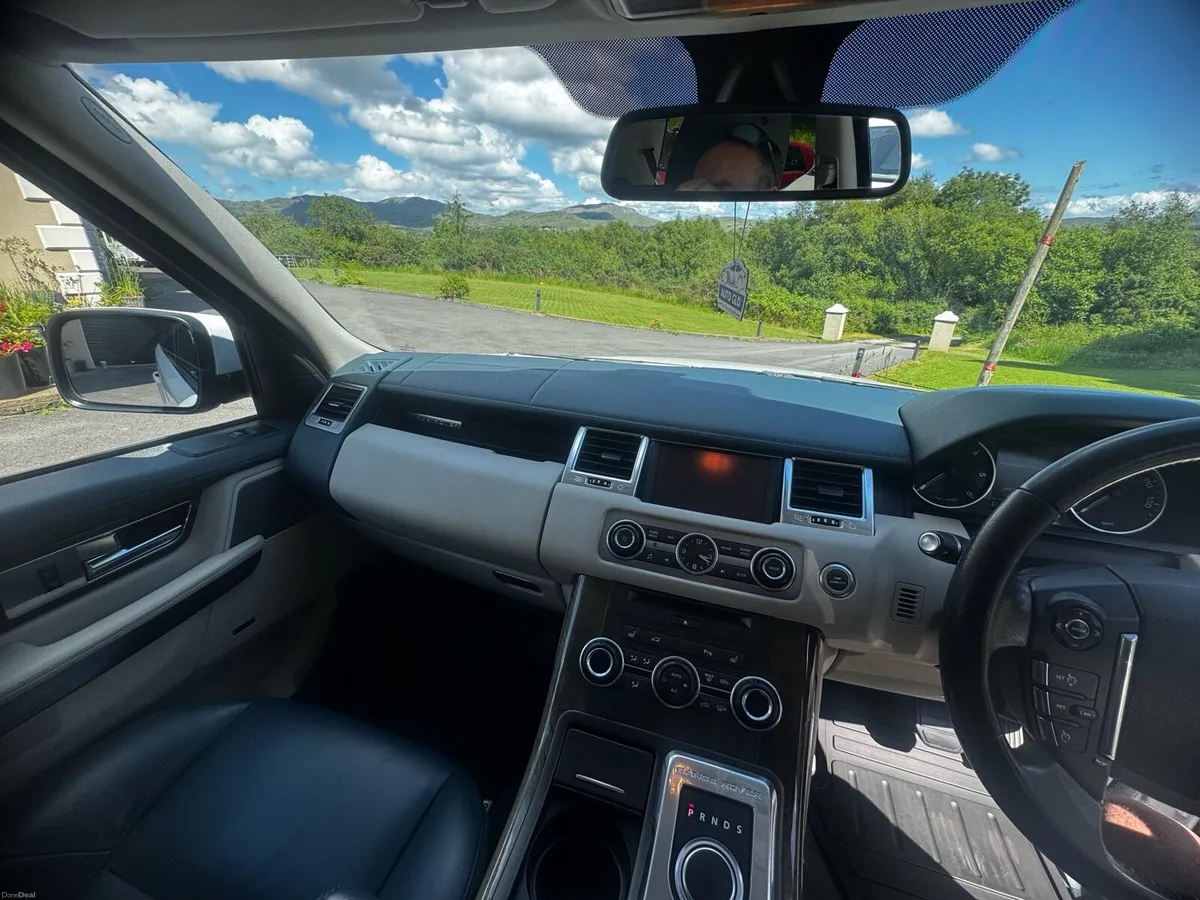 Range Rover sport - Image 6