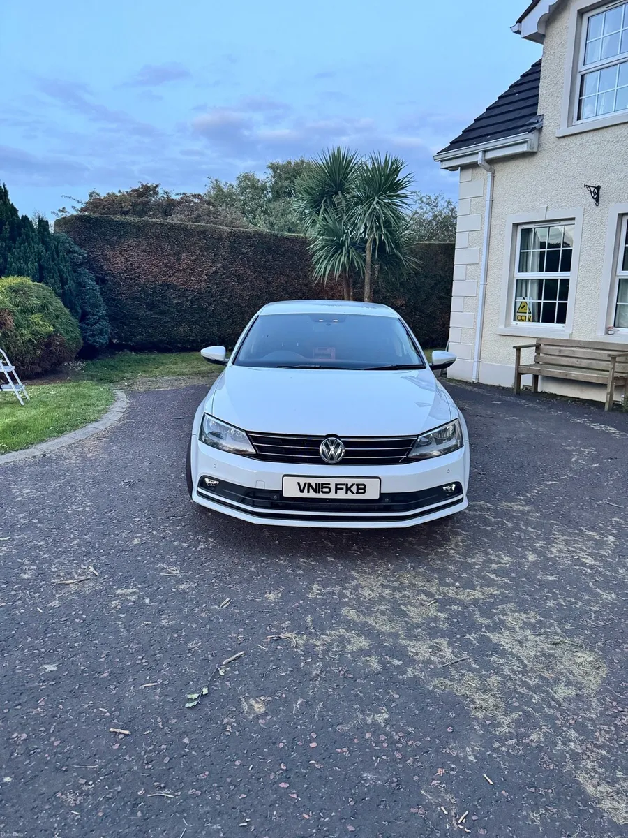 Volkswagen Jetta - Image 2