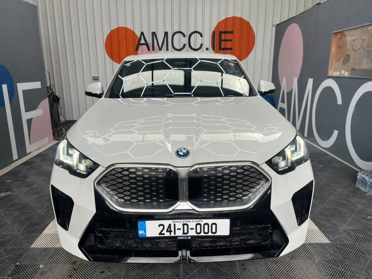 BMW iX2 2024 BMW Ix2 4WD XDRIVE 30 M-SPORT AUTOMAT - Image 2