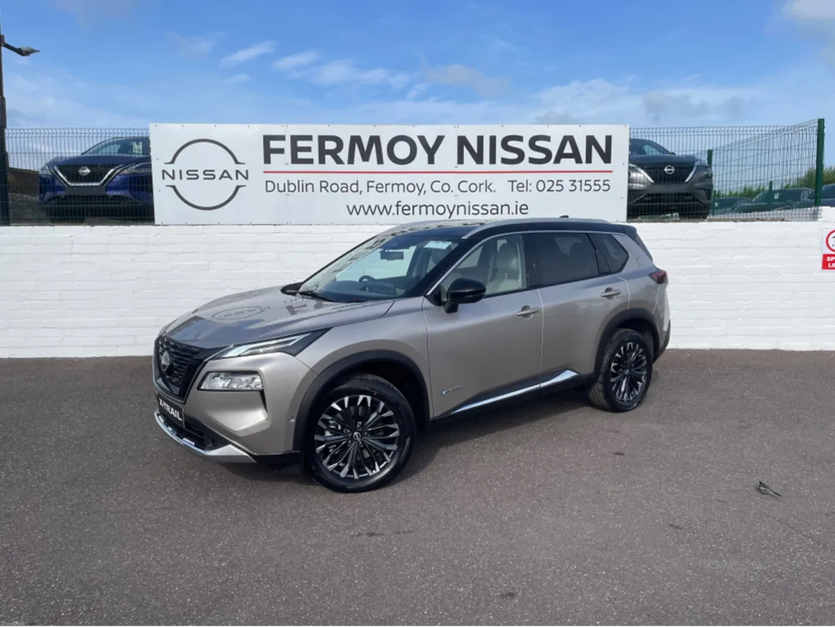 Nissan X-Trail Cream Leather SVE 2Tone Hybrid Auto - Image 3