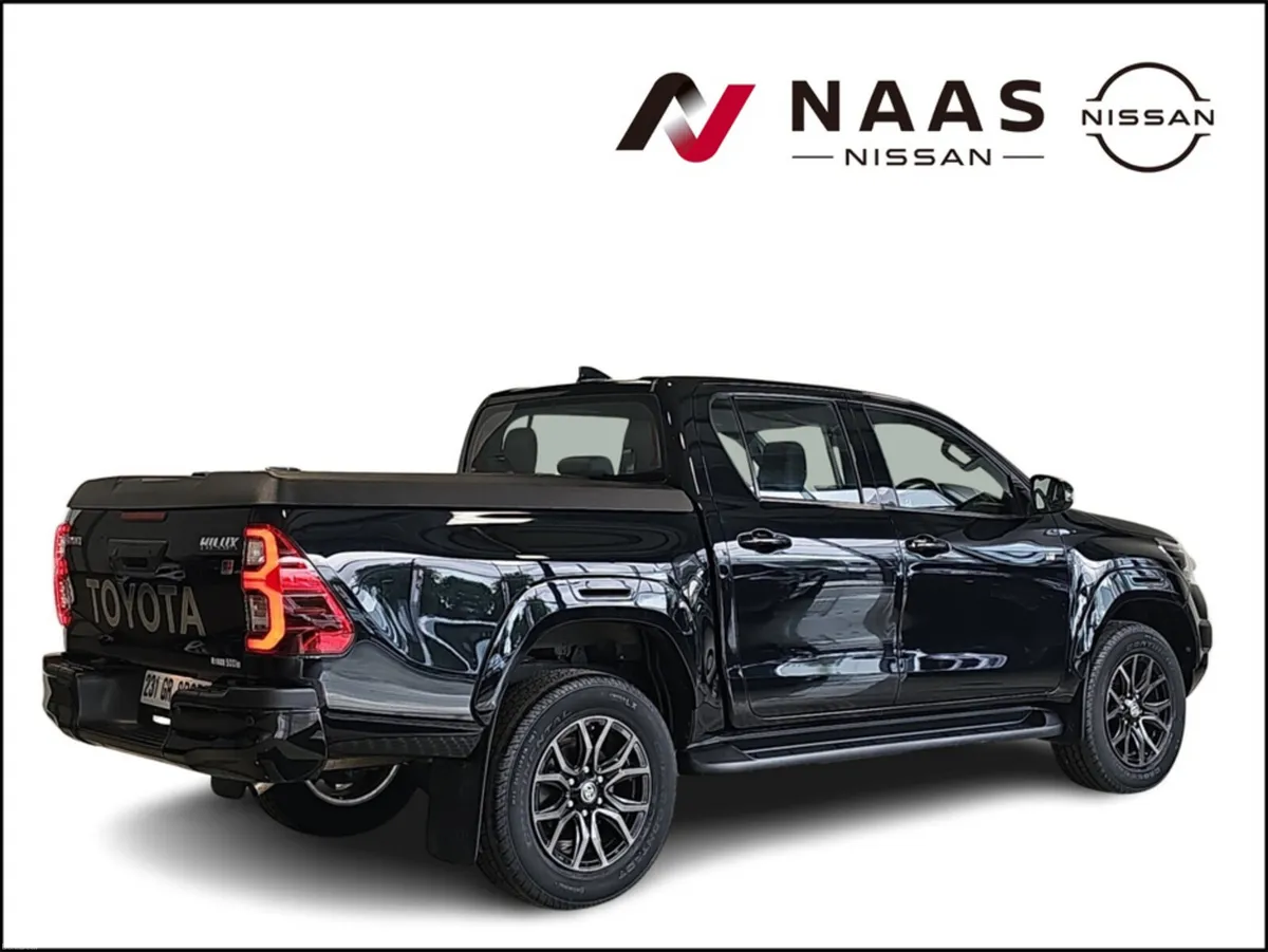 Toyota Hilux Z GR SPORT 2.4 AUTO DIESEL HYBRID - Image 4