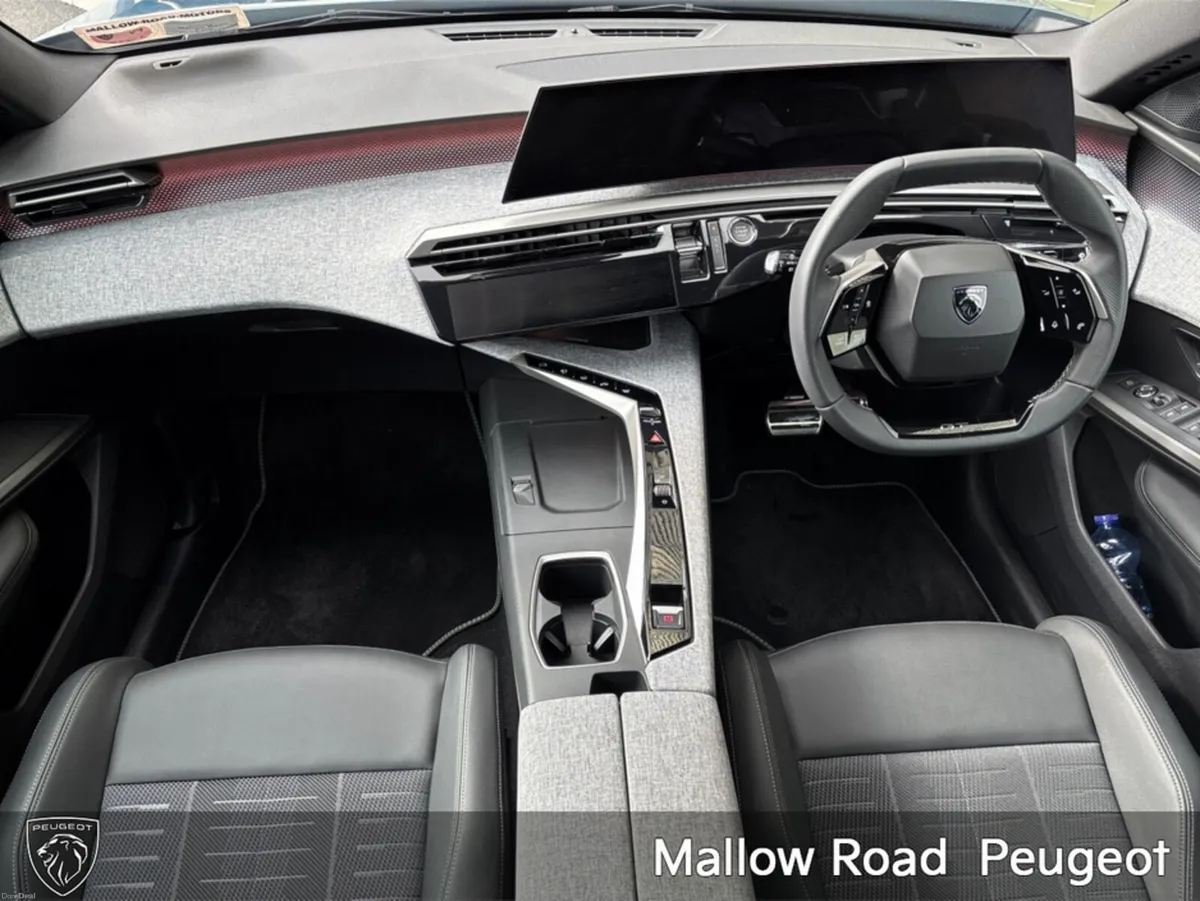 Peugeot 3008 E-GT 73KWH 210 BHP Automatic Electric - Image 4