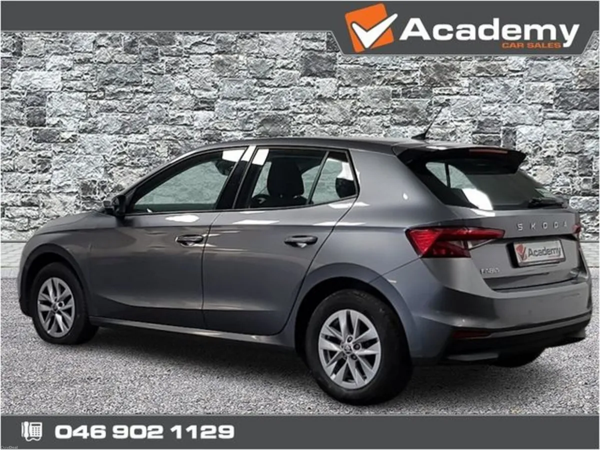 Skoda Fabia SEL 1.0mpi 80HP - Image 3