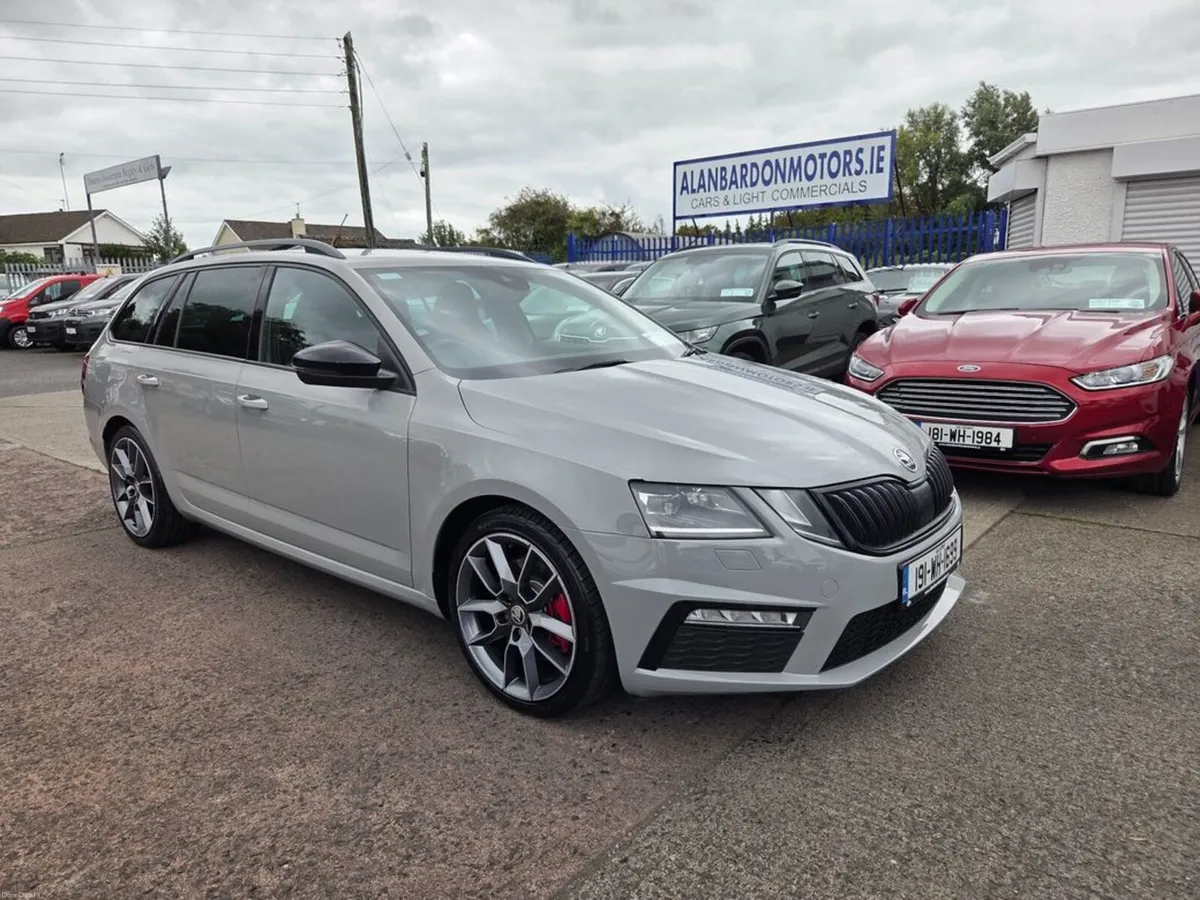 Skoda Octavia TDI VRS DSG 184PS 5DR Auto - Image 3