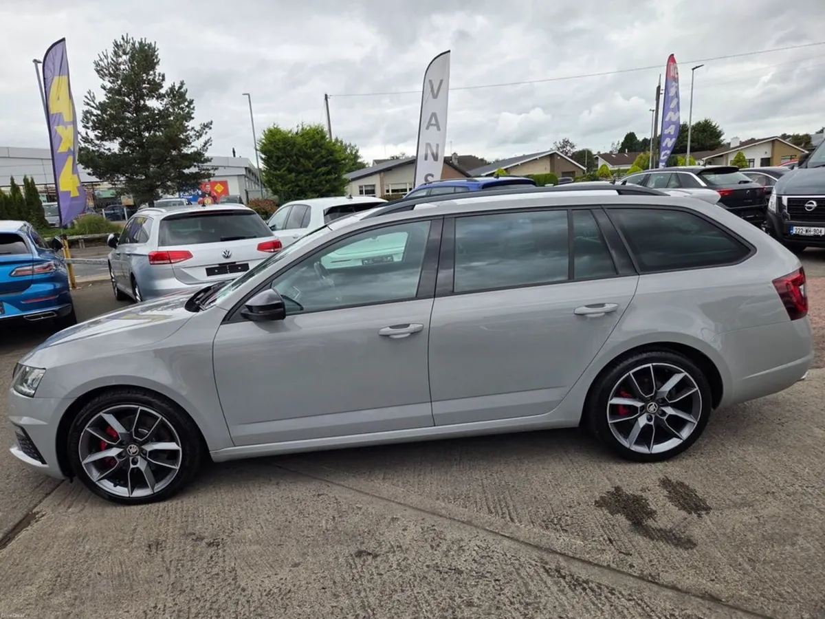 Skoda Octavia TDI VRS DSG 184PS 5DR Auto - Image 5