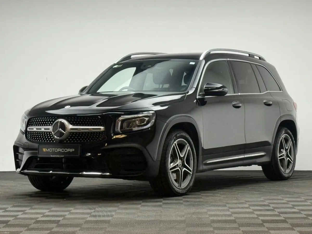 Mercedes-Benz GLB 180D AMG LINE 2.0 AUTO *7 SEATER - Image 3