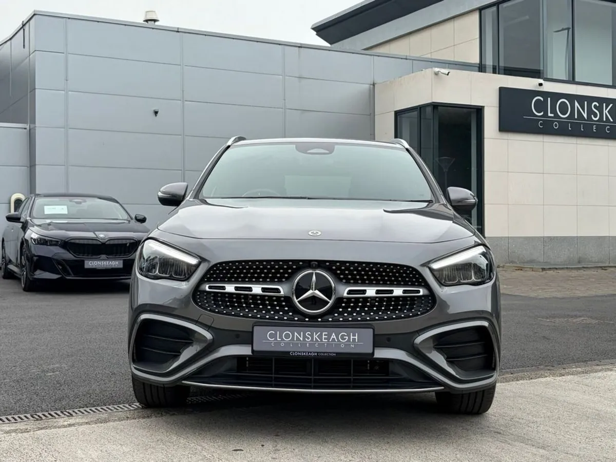 Mercedes-Benz GLA GLA 250 E AMG LINE EXECUTIVE - Image 3