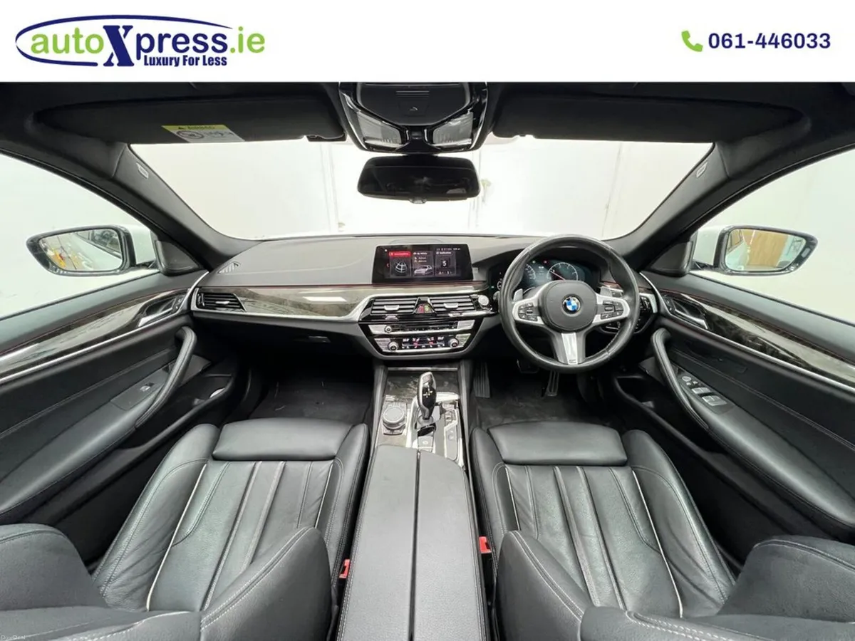 BMW 5-Series M-SPORT 523d , Panoramic sunroof, Aut - Image 2