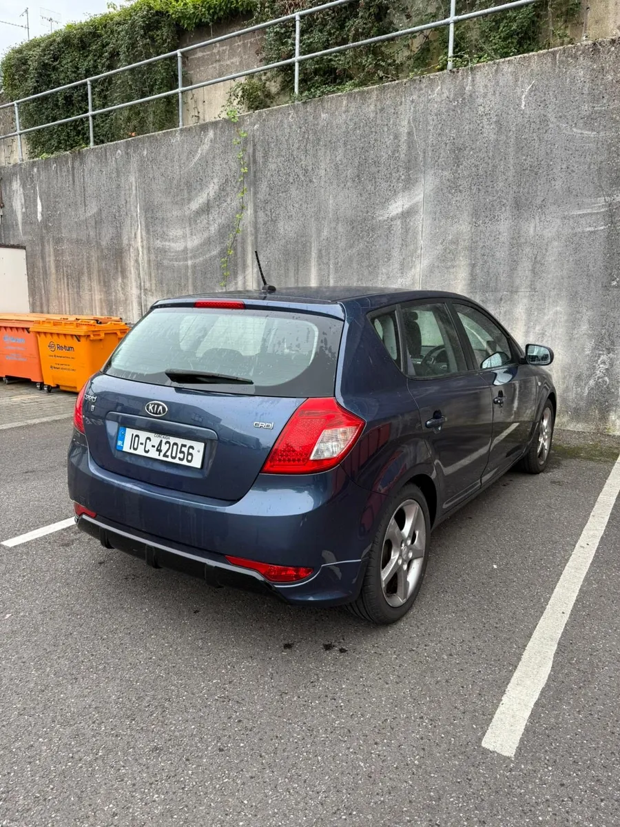 Kia Ceed 1.6 3 CRDI 5DR - Image 3