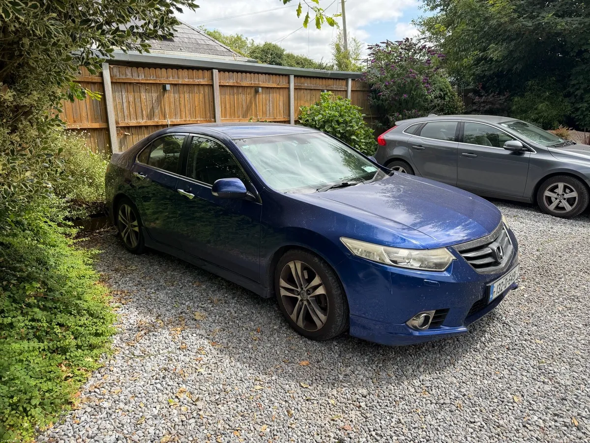 Honda Accord 2013 - one owner from new - Image 2