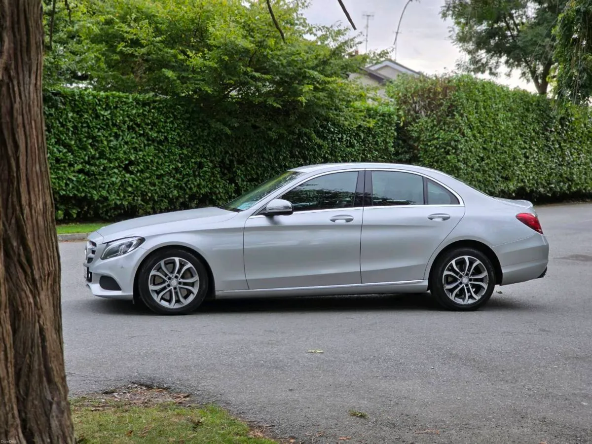 2016 C350e Plug In Hybrid NEW NCT - Image 2