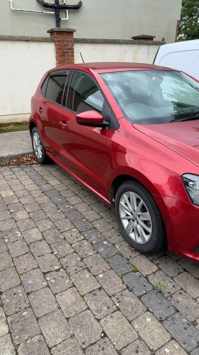 Volkswagen Polo 2014 - Image 2