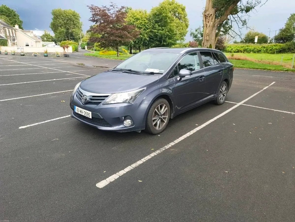 Toyota Avensis Estate - Image 3