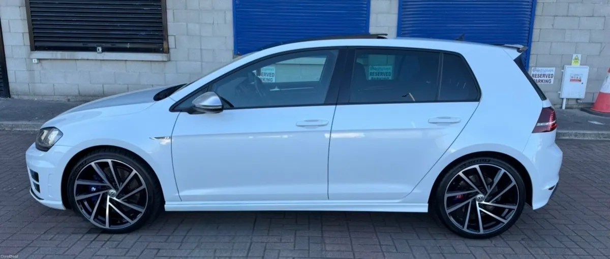 Volkswagen Golf R Oryx White - Image 2