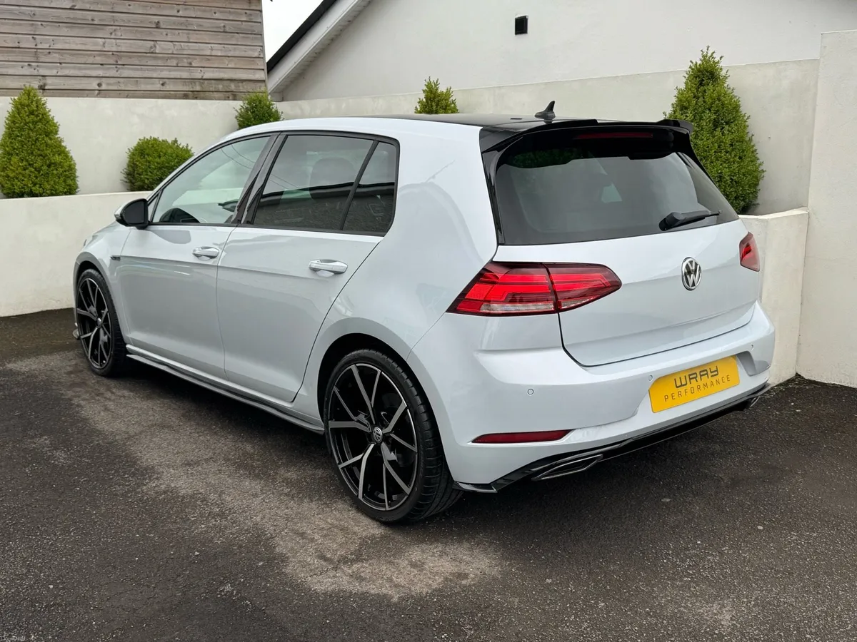 2017 Volkswagen Golf R-Line 2.0 TDI 150 - Image 2
