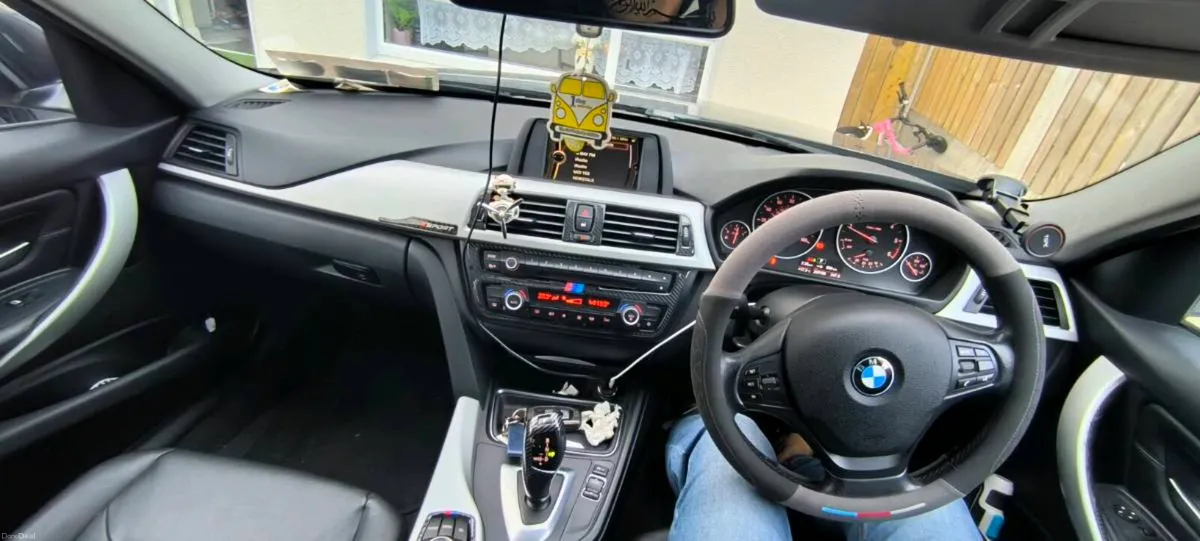 BMW f30 320d Automatic - Image 4