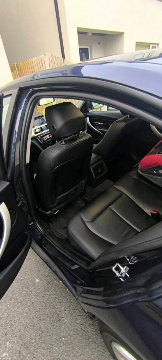 BMW f30 320d Automatic - Image 6