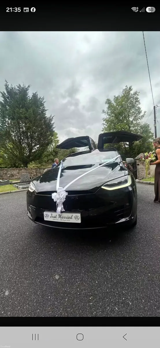 Tesla Model X 2018 - Image 1