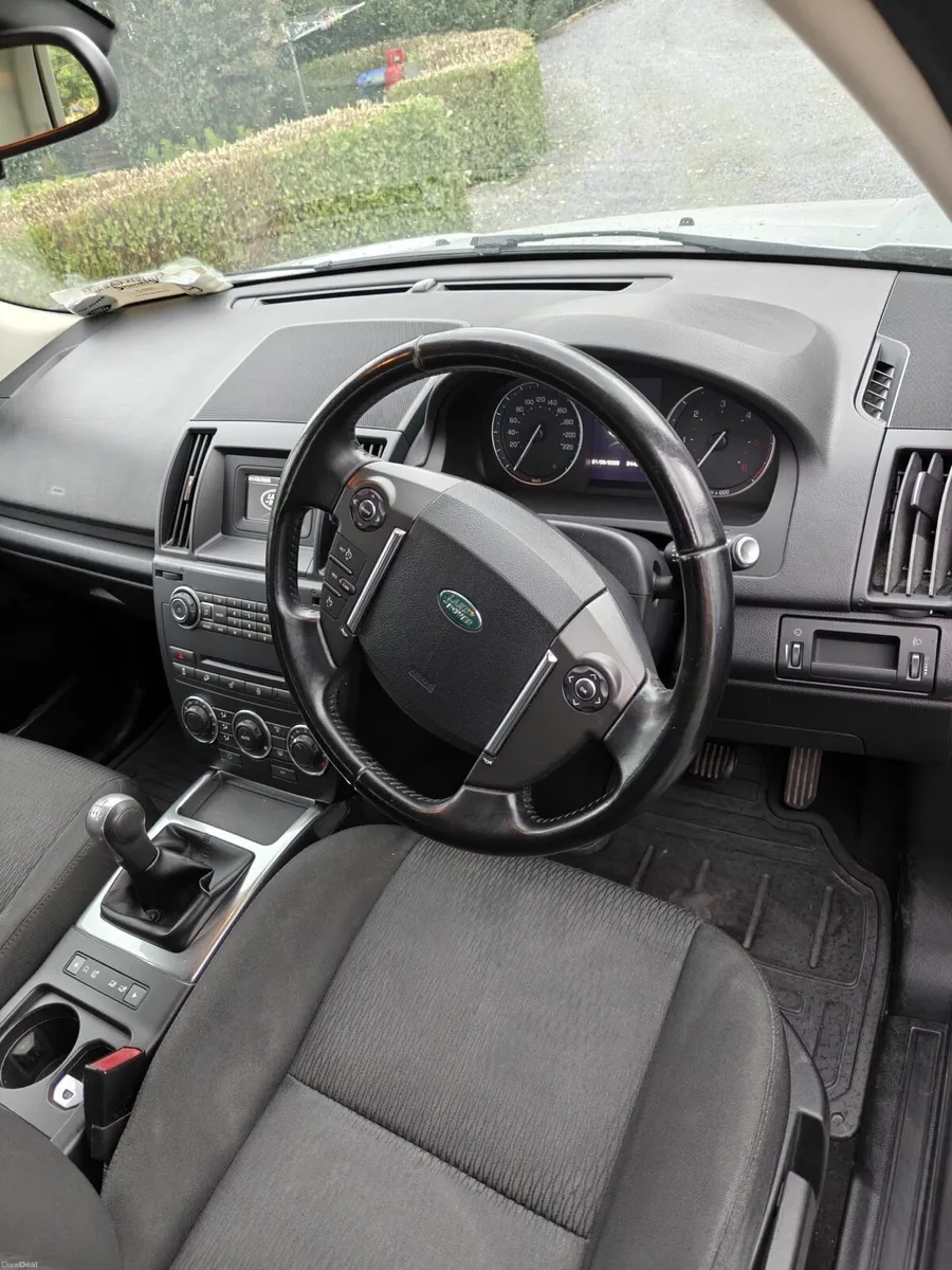 Land Rover Freelander 2 - Image 5