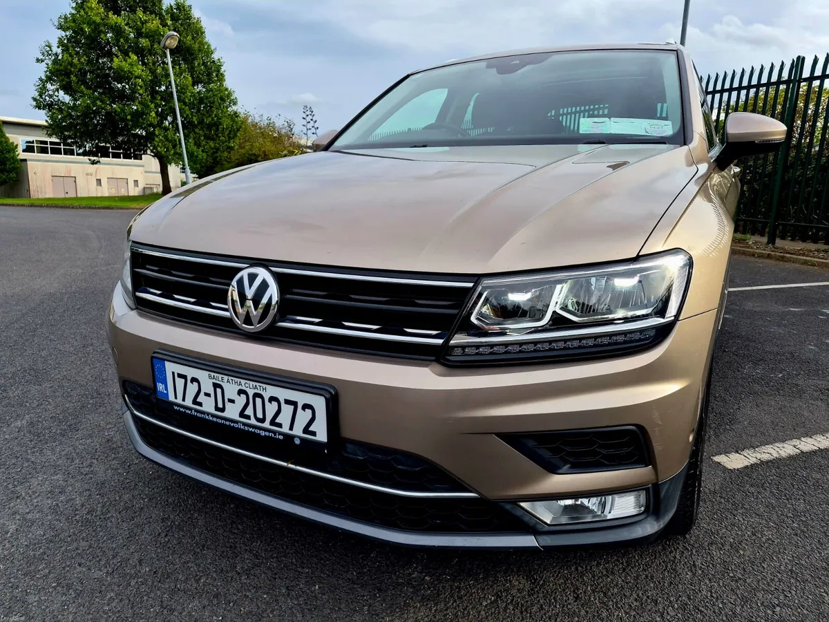 2017 VOLKSWAGEN TIGUAN HIGHLINE 2.0 TDI GLASS ROOF - Image 4