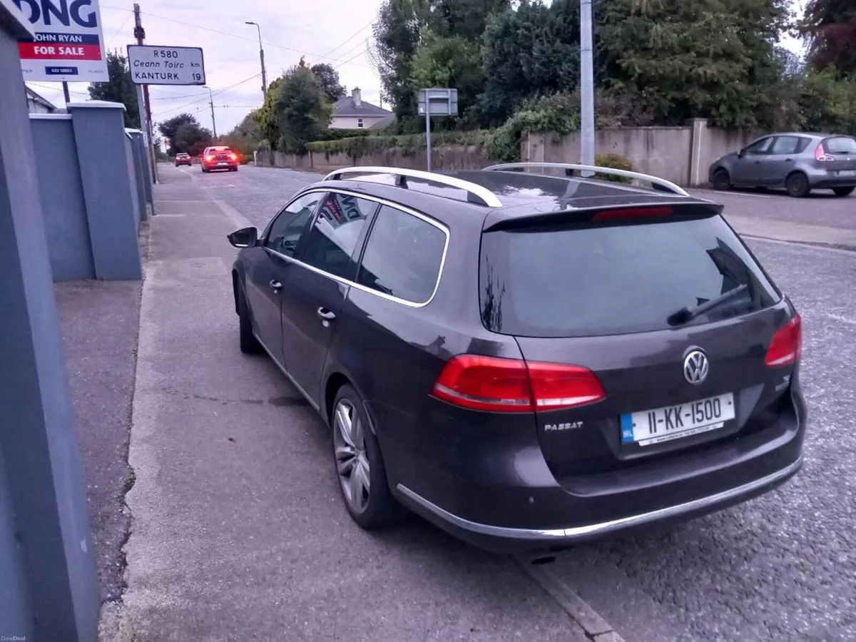 Volkswagen Passat - Image 6