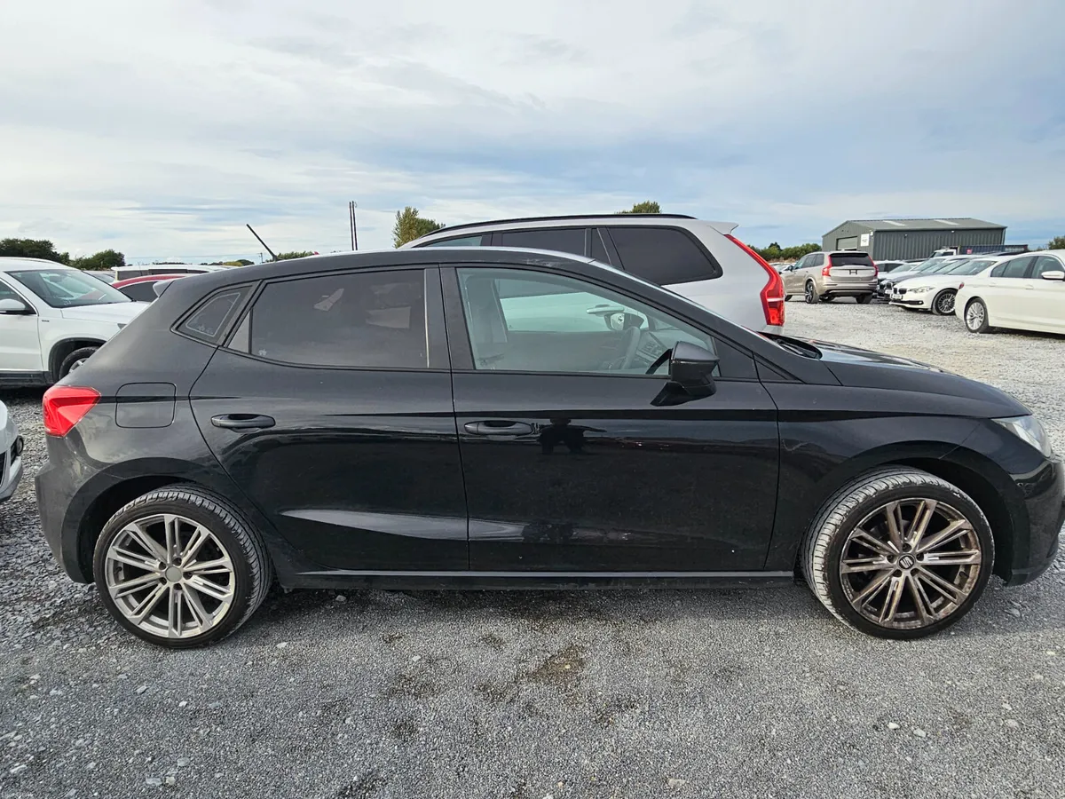 €8990 SEAT Ibiza 2019 petrol ⛽️ €8990 - Image 3