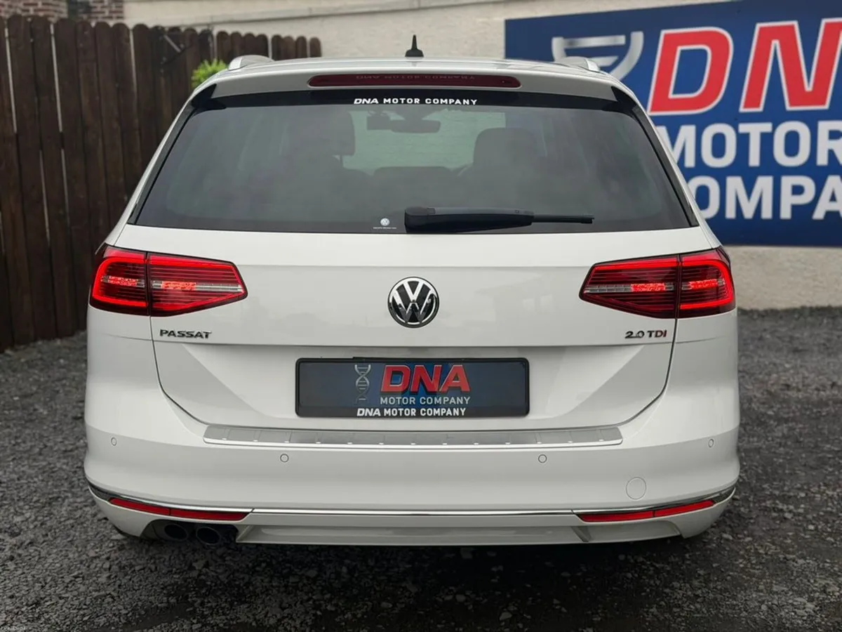Volkswagen Passat 2.0 TDI 240BHP - ONLY 53K KMS - Image 6